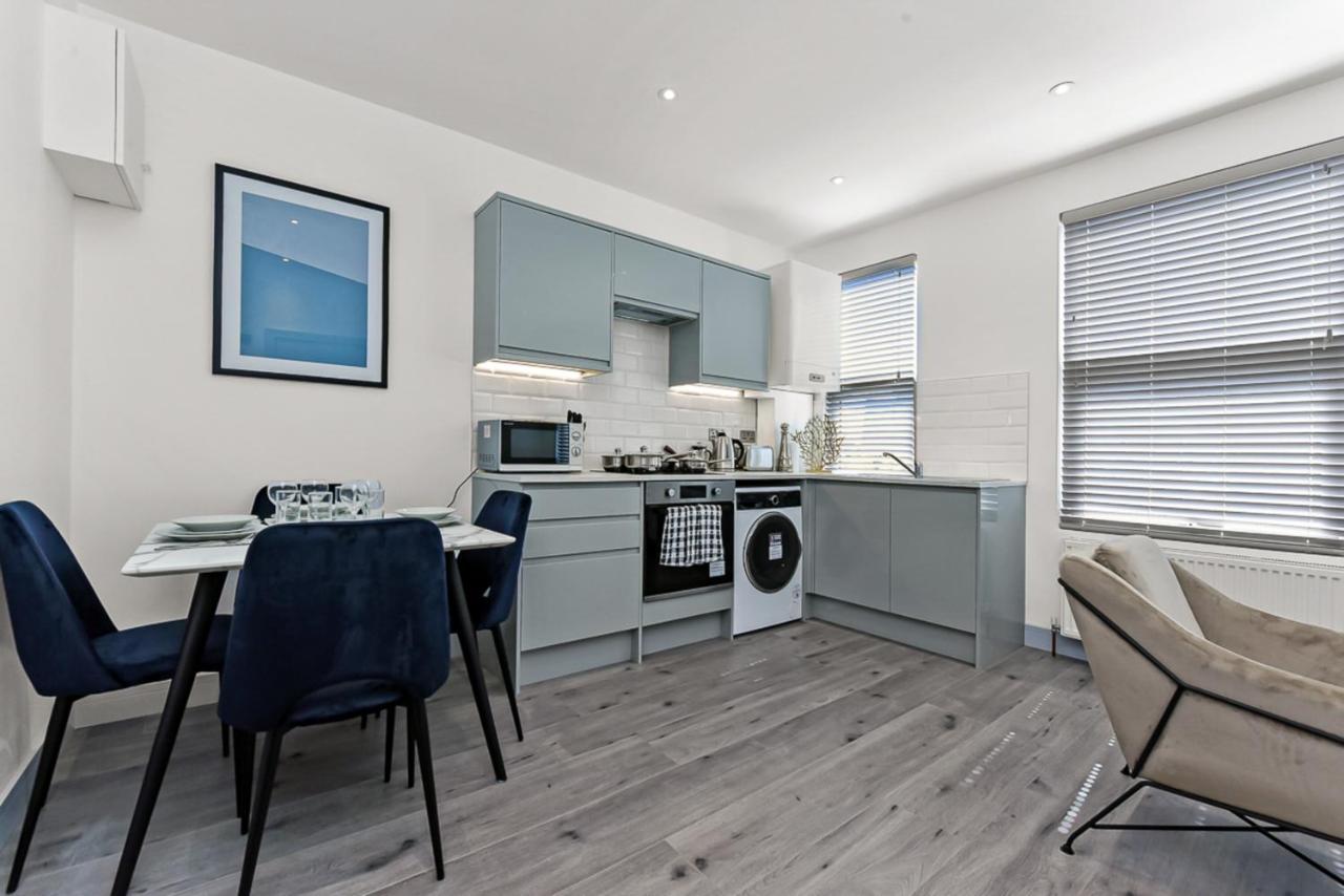 Amazing 2 Bedroom Apartment In Greater לונדון מראה חיצוני תמונה